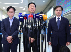 관세 협상단 귀국…
