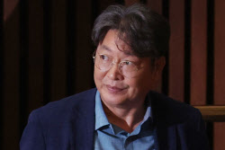 [속보]정청래 "&apos;차명주식 논란&apos; 이춘석 제명 조치"