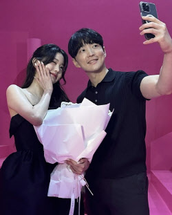 8개월만에 2.5조 '잭팟'...36세 억만장자 