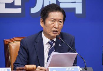 정청래 "李 대통령 특별사면 존중…조국·최강욱 고생 많았다"