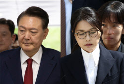 이소영 “尹부부 괴기하고 천박…3년이나 자리를 맡겼다니”