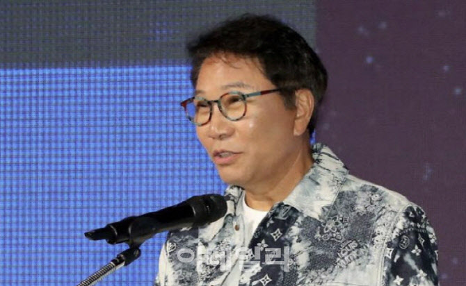 이수만의 바이오 포트폴리오, 프로젠 이어 노보메디슨에 베팅 - 뉴스 썸네일 이미지