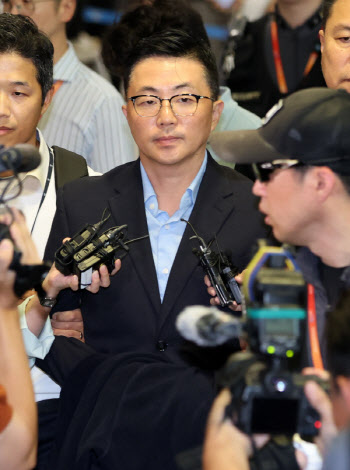 특검, &apos;집사게이트&apos; 김예성 구속영장 청구…횡령 등 혐의