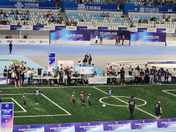 1500m 뛰고 격투기까지…못하는 게 뭐야?[르포]