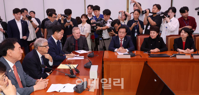 국회 외통위 찾은 빌 게이츠                                                                                                                                                                        