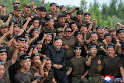 北 김정은, 내주 전승절 80주년 기념식 참석…6년만에 방중