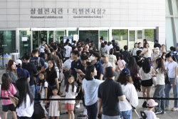 박터진 국중박…"유료 처방 시급"