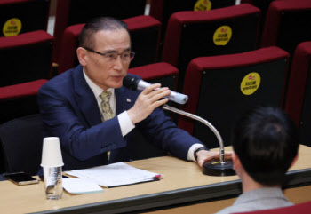 위성락 “‘피스메이커, 페이스메이커’ 李 대통령 아이디어”