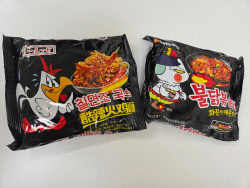 “북한에도 불닭볶음면이?” 연변발 ‘칠면조 국수’의 정체는[먹어보고서]