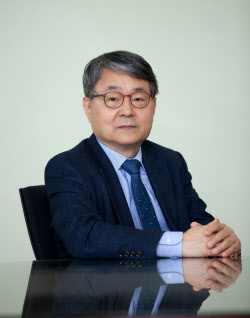 &apos;풍전등화&apos; 자동차 산업…정부가 나선 美·中, 우리나라는?
