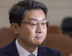 이억원, 국장보다 미장 투자 지적에 "시장 경험 위해"
