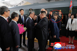 김정은 中 베이징 도착…딸 주애 첫 해외 일정 동행 이유는