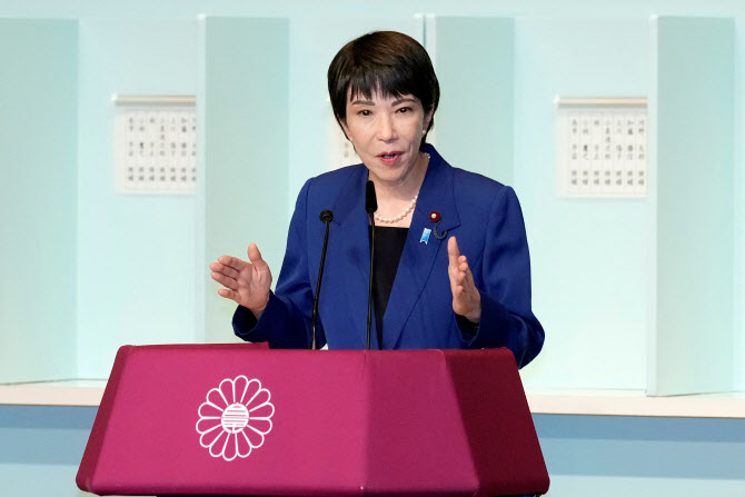 일본 자민당 총재 후보 여론조사 그래프