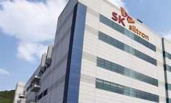 [마켓인]한앤컴퍼니만 남았다…연내 쉽지 않은 SK실트론 매각
