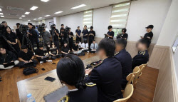 “이 경사 ‘영웅’ 만든다며 함구 명령”…해경 동료들의 폭로