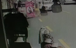 “짜장면 먹으러 가자”…초등생 유인 시도한 60대 남성 구속