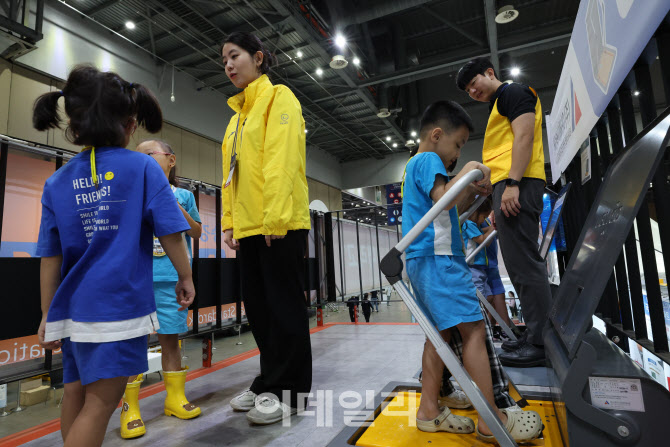 화재 발생시 이용하는 대피 장비 실습                                                                                                                                                               