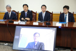 [포토]한 자리에 모인 경제 수장들                                                                                                                                                                        