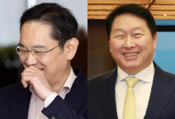 드디어 &apos;8만전자&apos; 돌아왔다…SK하이닉스도 &apos;불기둥&apos;
