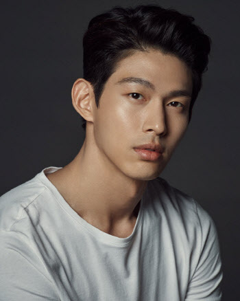 최정원, 불륜 의혹 벗었다…法 "부정 행위 아냐" 1심 판결 파기
