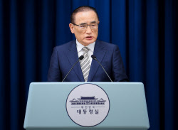 위성락 “3500억 달러 美에 직접투자 불가…대안 모색 중”