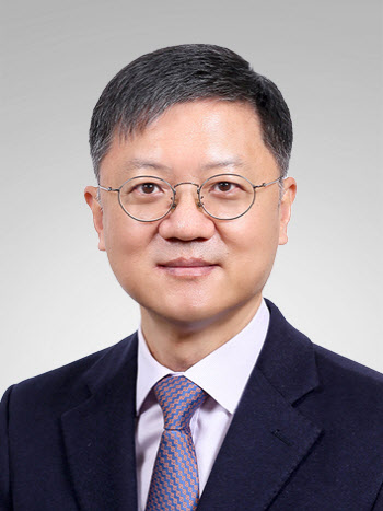 탄소중립·전기차 전환기, 車 부품 산업 새판 짜야