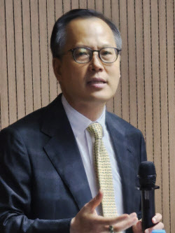 조병철 교수 “렉라자 병용, 타그리소 압도”…이후 데이터도 기대되는 이유