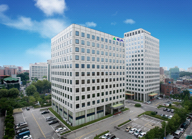 현대엘리, 연지동 사옥 매각 완료...자산 유동화 속도 - 뉴스 썸네일 이미지