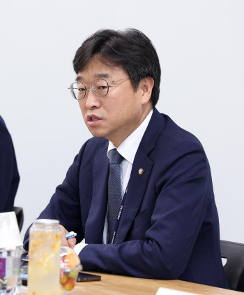 KG모빌리티, 노조 손배 40억 포기…與이용우 "결단 환영"