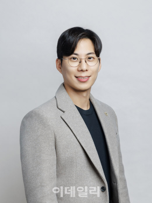 [심(審)봤다!]"원하는 투자는 '삼고초려' 마다치 않아" - 뉴스 썸네일 이미지