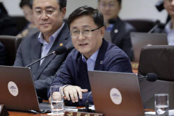 2천억 전기요금 인상 날벼락…국회 달려온 CEO 속사정