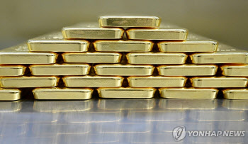 "믿을 건 金밖에 없다" 4000달러 돌파…지금 사도 될까