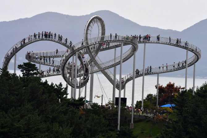 식을 줄 모르는 포항 스페이스워크 인기                                                                                                                                                                   