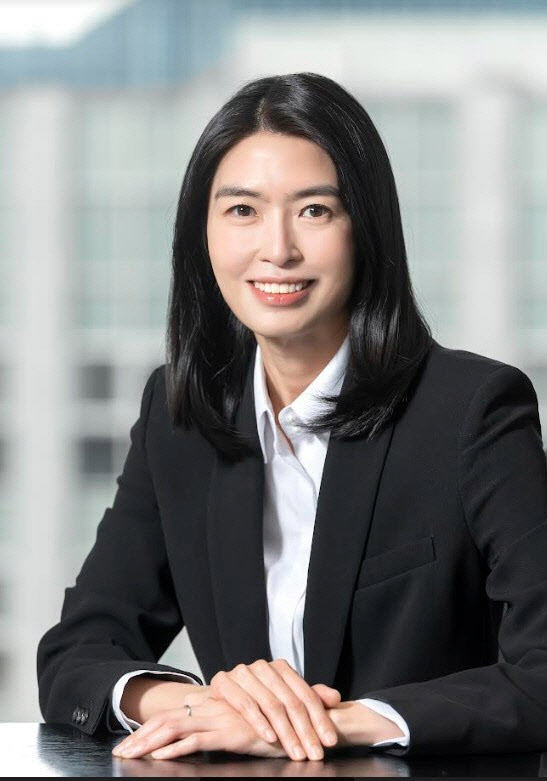 정신아號 카카오, 계열사 군살 빼고 AI로 간다 - 뉴스 썸네일 이미지