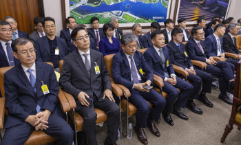 “건설사는 죄인”…현대·대우·포스코 대표, 산업재해 책임 고개 숙였다