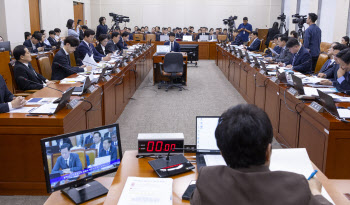 “현대·기아차, 올해 美관세 7조 전망…210만대 팔아야 보전”