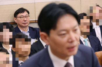 "이화영 전 변호인, &apos;김현지에게 질책 많이 받아 사임&apos; 주장"