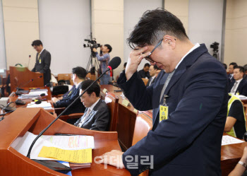 "퇴직금 200이라도"...현직 검사 &apos;눈물의 양심고백&apos;, 與도 울컥
