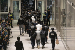 '캄보디아 구금' 송환자 중 리딩방 사기 통장 명의자 포함