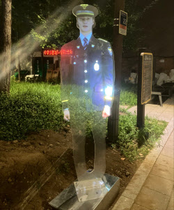 외신 달군 ‘귀신 경찰’…범죄자도 도망가는 이 기술[AI침투보고서]