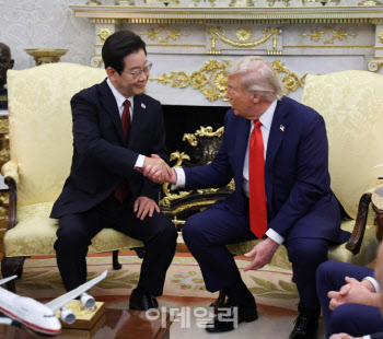 美 “한국과 신속한 무역 합의 원해…김정은 회담 일정은 없어”(종합)