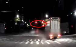 "백미러 보다가"…17주 임산부 치어 숨지게 한 트럭기사 &apos;구속송치&apos;