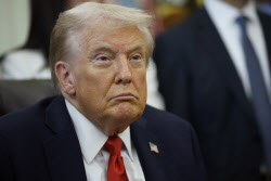 [속보]트럼프 "김정은 만나고 싶어…머지않은 미래"