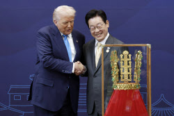 트럼프 “韓핵잠수함, 美서 건조”…英도 안준 극비 기술 공유(종합)