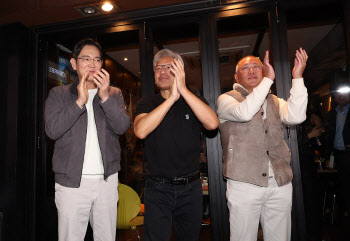 이재용, 관세협상 타결에 "좋은 날 아니냐…행복 별 거 아냐"