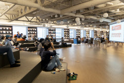 점점 예뻐진다…직원 성형·시술비 쏘는 ‘이 회사’[복지좋소]