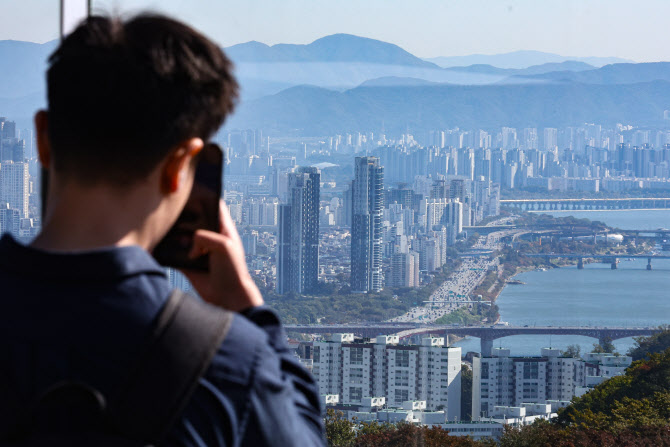 “집값 안 떨어진다”…10·15대책 이후 무주택자 대응전략은?