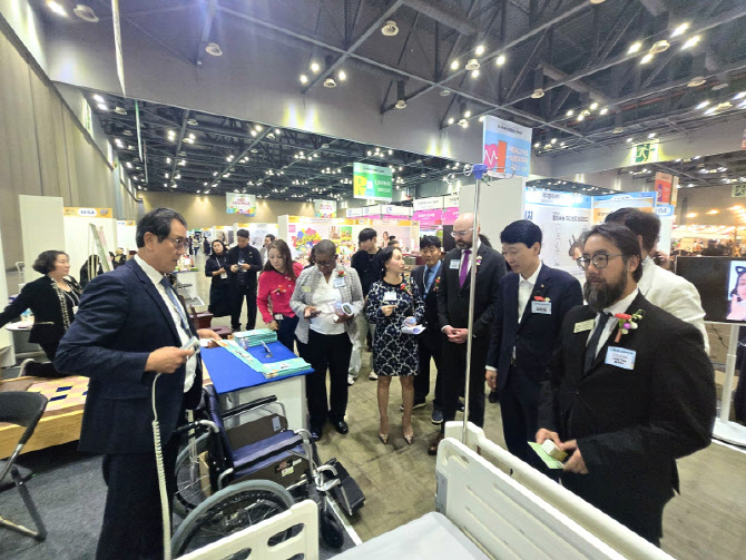 경상원, 경기도 소공인 글로벌 시장 진출 앞장