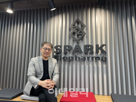 스파크바이오파마, "바인딩 텀싯 체결...해외 기술이전 진행" - 뉴스 썸네일 이미지