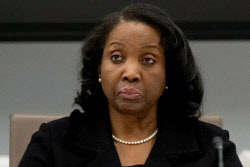 쿡  연준 이사 “노동시장 둔화 위험, 인플레이션보다 크다”